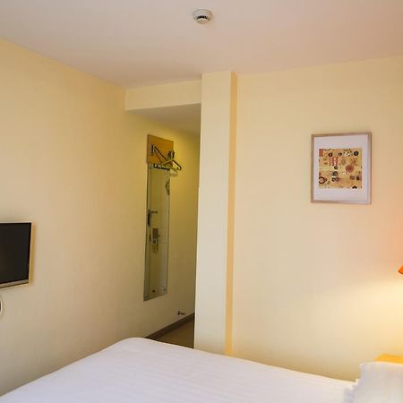 Home Inn Shanghai South Pudong Road Expo Exterior foto